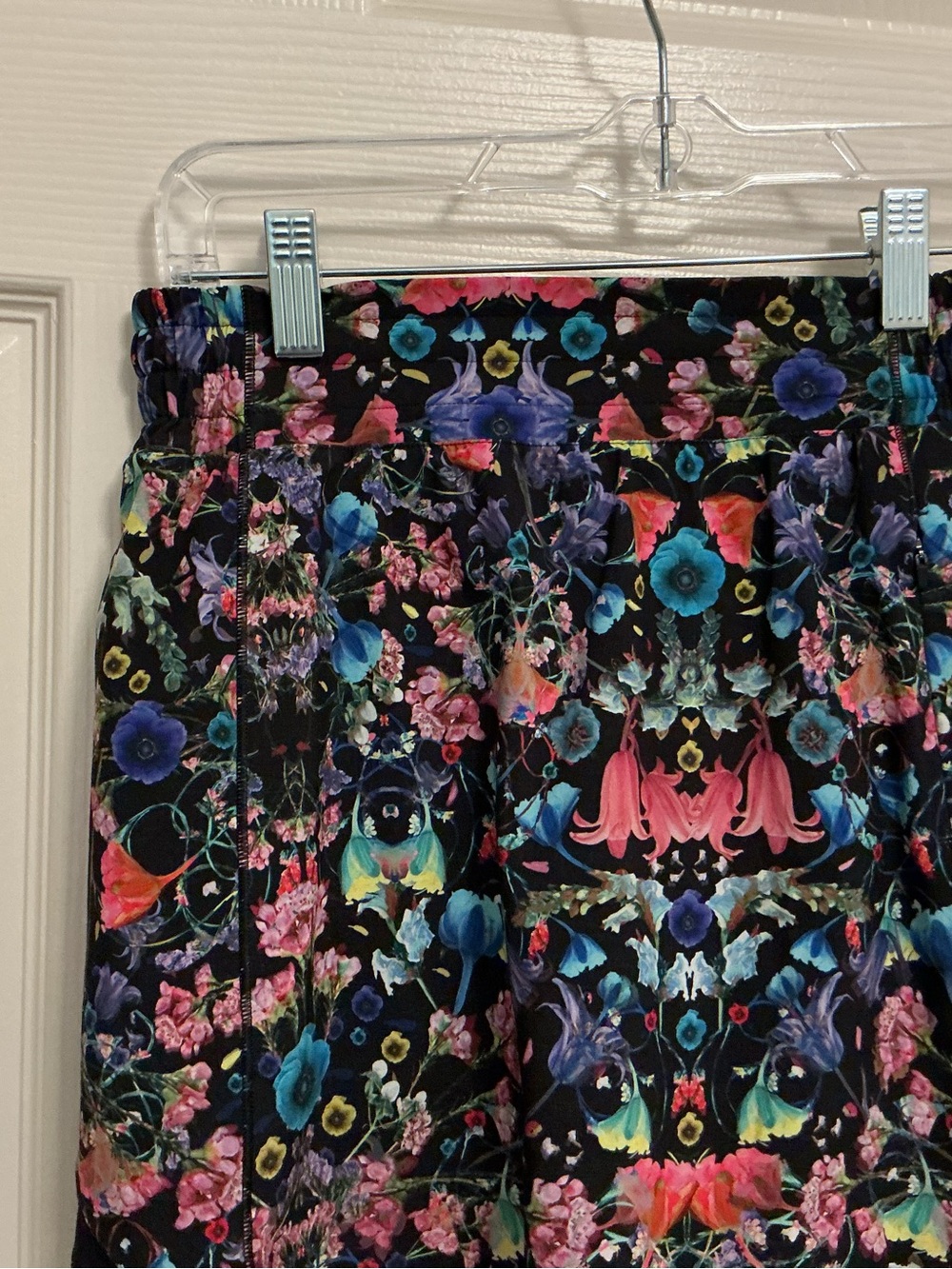 lululemon athletica Black Floral-Print Skirt/Leggings